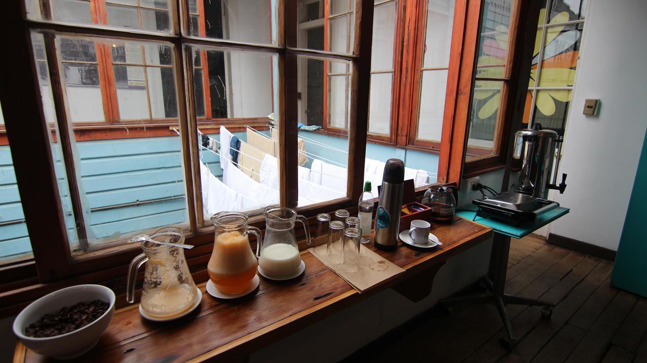 La Valija Hostel Valparaíso Extérieur photo